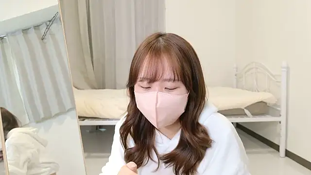 Snapshot of VIO_JP chatting on 03-23-26, 07:45 VIO JP online show from 03-23-26, 07:45