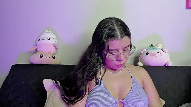 ViolettM online show from 04-06-26, 10:33