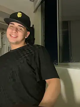 Maximuz1920 online show from 02-05-26, 04:17