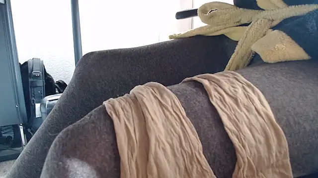 Snapshot of Nylonplay1 chatting on 04-06-26, 07:31 Nylonplay1 online show from 04-06-26, 07:31