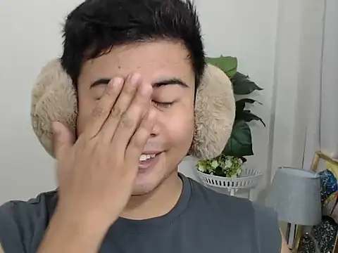 Snapshot of beraldick chatting on 02-25-26, 10:25 beraldick online show from 02-25-26, 10:25