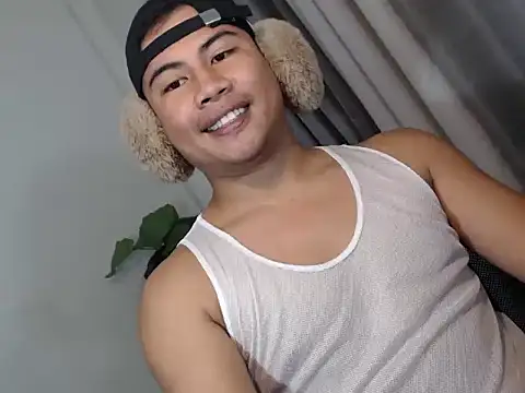 Snapshot of beraldick chatting on 03-11-26, 05:46 beraldick online show from 03-11-26, 05:46