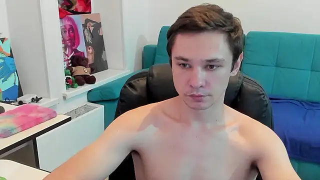 Snapshot of Alexmansuper chatting on 02-22-26, 12:01 Alexmansuper online show from 02-22-26, 12:01