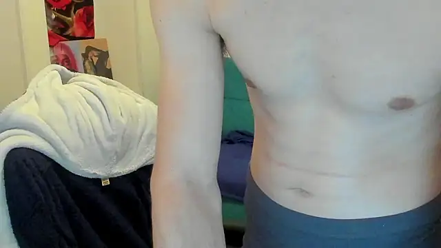 Snapshot of Alexmansuper chatting on 02-23-26, 12:41 Alexmansuper online show from 02-23-26, 12:41