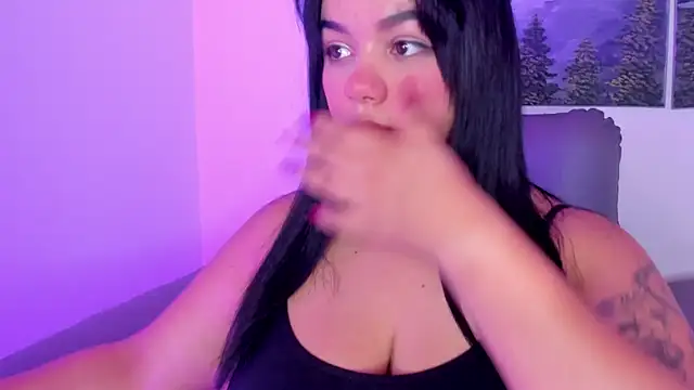 Snapshot of _camilaa chatting on 02-04-26, 07:42 camilaa online show from 02-04-26, 07:42