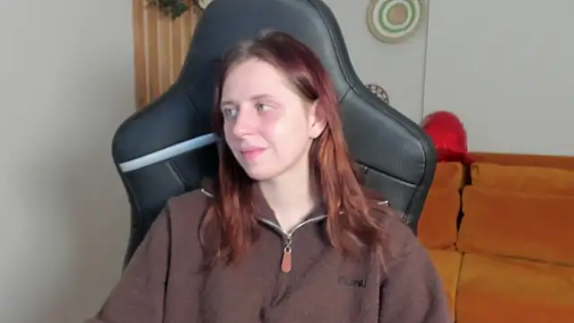 Snapshot of FreyaVey chatting on 02-16-26, 05:36 FreyaVey online show from 02-16-26, 05:36