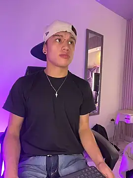 Dominik Souza online show from 04-17-26, 08:23