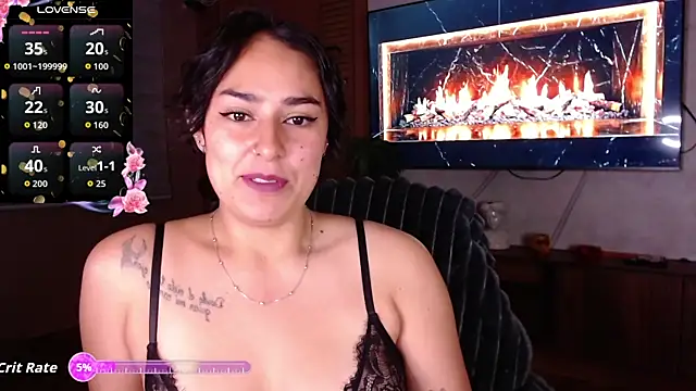 Snapshot of Iris_colette chatting on 04-17-26, 01:08 Iris colette online show from 04-17-26, 01:08