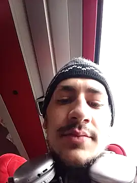 Snapshot of Etlipro-53 chatting on 02-01-26, 08:35 Etlipro-53 online show from 02-01-26, 08:35