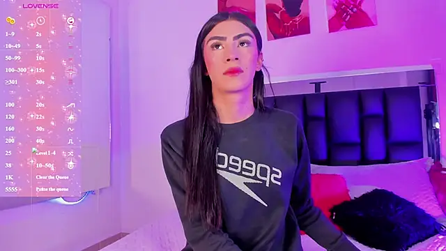 Snapshot of Isabella_Moon9 chatting on 02-18-26, 11:28 Isabella Moon9 online show from 02-18-26, 11:28