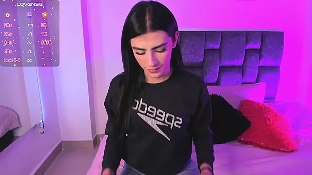 Isabella Moon9 online show from 04-01-26, 12:39