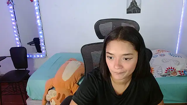 Snapshot of Lolitaa__VIP chatting on 02-03-26, 07:30 Lolitaa VIP online show from 02-03-26, 07:30