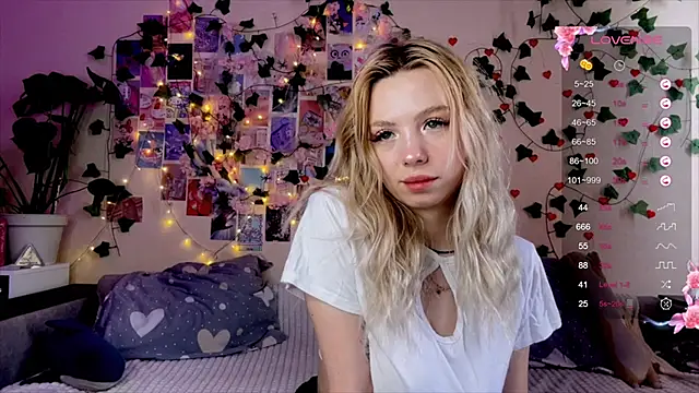 Akari-moon online show from 04-11-26, 07:45