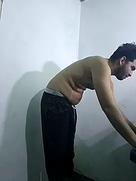 Snapshot of AlexCal7 chatting on 02-25-26, 06:12 AlexCal7 online show from 02-25-26, 06:12