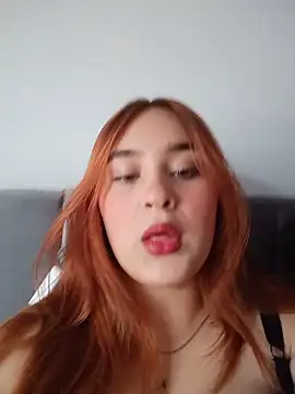 Snapshot of katty_42 chatting on 06-02-26, 07:16 katty 42 online show from 06-02-26, 07:16