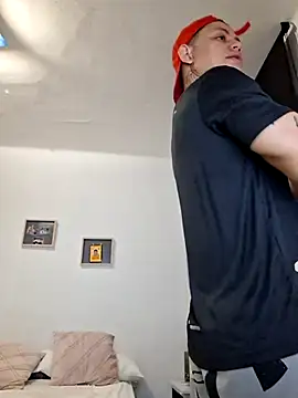 Snapshot of Zarc_Jhonson chatting on 01-24-25, 09:28 Zarc Jhonson online show from 01-24-25, 09:28