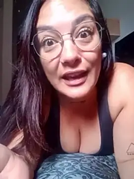 kuramaqueen online show from 02-26-26, 05:56