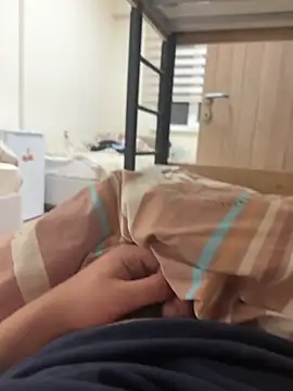 Snapshot of Ateslipanter31 chatting on 03-07-26, 06:49 Ateslipanter31 online show from 03-07-26, 06:49