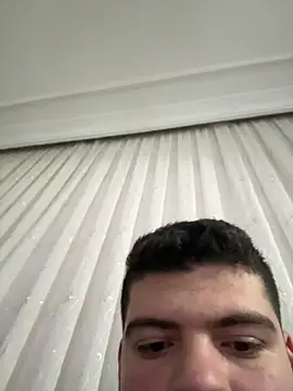 Snapshot of Ateslipanter31 chatting on 03-21-26, 12:37 Ateslipanter31 online show from 03-21-26, 12:37