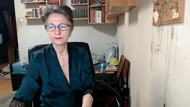 katemodel online show from 09-21-25, 05:53