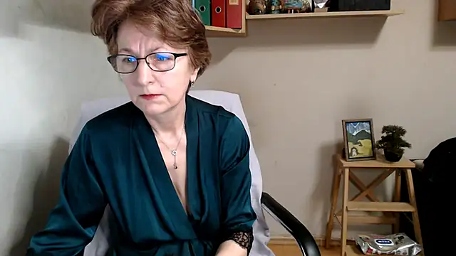 katemodel online show from 01-17-26, 07:46