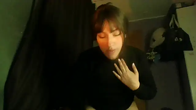 Snapshot of mimi_miauu chatting on 06-11-26, 03:04 mimi miauu online show from 06-11-26, 03:04