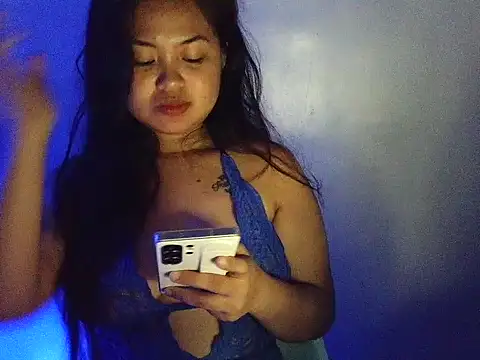 Snapshot of Chillntalkmami chatting on 02-18-26, 03:02 Chillntalkmami online show from 02-18-26, 03:02