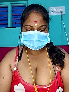 Snapshot of TamilSembaruthi143 chatting on 02-17-26, 09:21 TamilSembaruthi143 online show from 02-17-26, 09:21