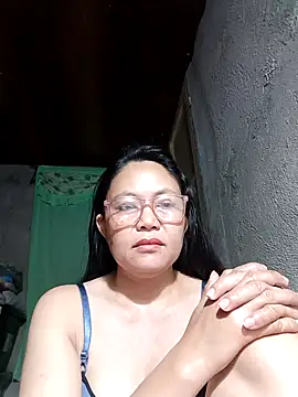 Snapshot of hotpinay_45 chatting on 02-05-26, 10:31 hotpinay 45 online show from 02-05-26, 10:31