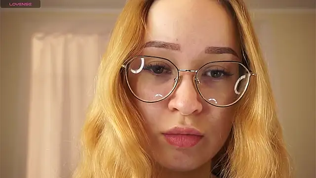 SallyDeniken online show from 02-02-26, 05:22