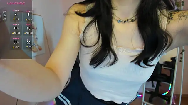 AliceeinWonderlanddd online show from 05-27-26, 03:14