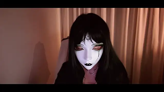 NoirLiliyaa online show from 02-11-26, 07:52