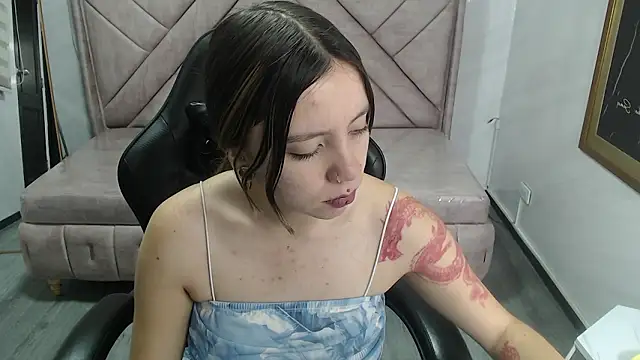 Snapshot of Eco_deluna_v chatting on 02-09-26, 01:37 Eco deluna v online show from 02-09-26, 01:37