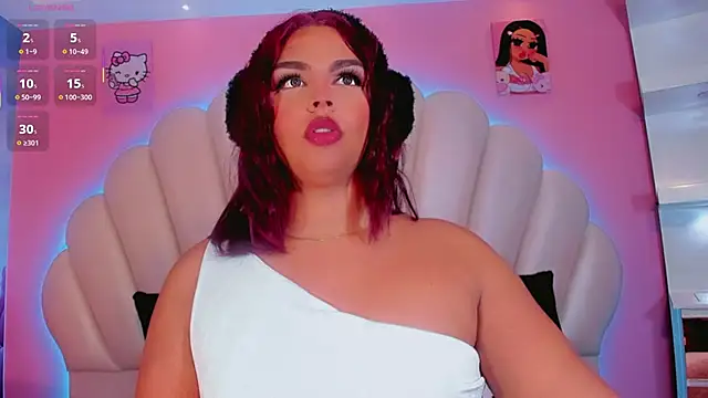 Snapshot of Maia_Hotts chatting on 02-05-26, 05:01 Maia Hotts online show from 02-05-26, 05:01