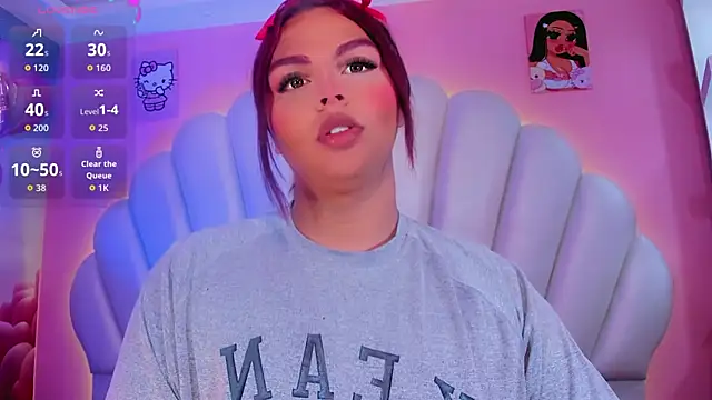 Snapshot of Maia_Hotts chatting on 02-15-26, 12:14 Maia Hotts online show from 02-15-26, 12:14