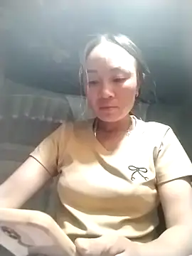 Snapshot of Neoone_1 chatting on 05-11-26, 02:45 Neoone 1 online show from 05-11-26, 02:45