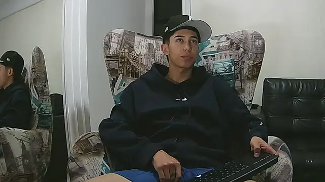 Snapshot of Matt_Jonnes chatting on 02-18-26, 01:12 Matt Jonnes online show from 02-18-26, 01:12