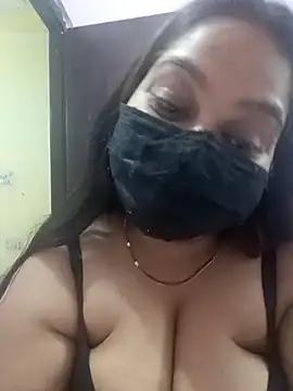 Aliya Hott online show from 03-30-26, 01:45