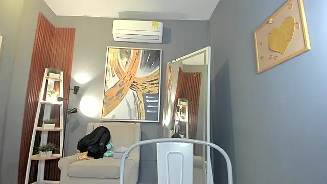 nina swaan online show from 02-10-26, 11:47