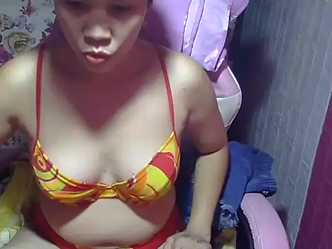 Snapshot of Sophia_Kate_69 chatting on 02-27-26, 02:39 Sophia Kate 69 online show from 02-27-26, 02:39