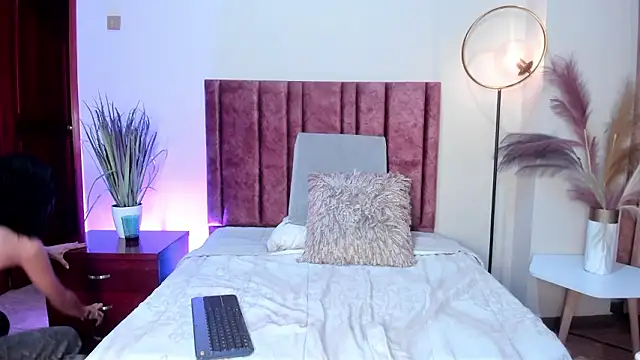 AylaStone online show from 02-19-26, 06:15