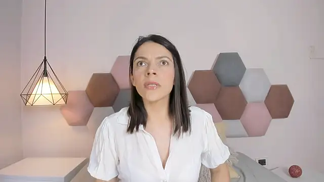 AnnaBroooks online show from 04-09-26, 11:54