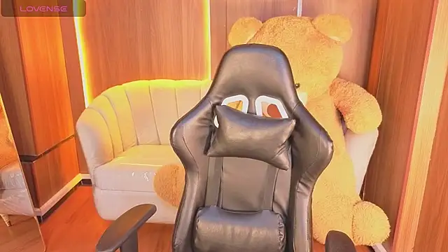 Alina b  online show from 02-13-26, 12:56