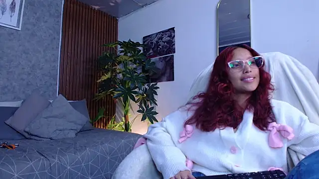 Snapshot of saphire_ chatting on 02-11-26, 08:47 saphire online show from 02-11-26, 08:47