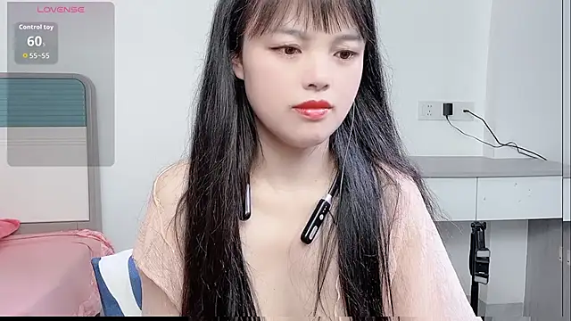 Snapshot of xianxian-baby chatting on 03-08-26, 05:39 xianxian-baby online show from 03-08-26, 05:39