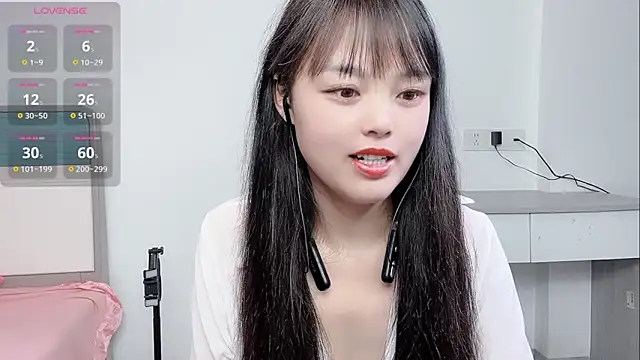 Snapshot of xianxian-baby chatting on 03-11-26, 06:25 xianxian-baby online show from 03-11-26, 06:25