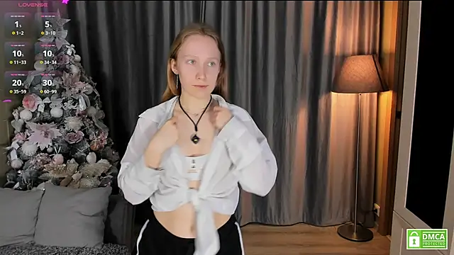 Cutie Ellis online show from 04-12-26, 04:23
