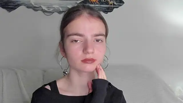 Snapshot of Yala_11 chatting on 02-10-26, 07:23 Yala 11 online show from 02-10-26, 07:23