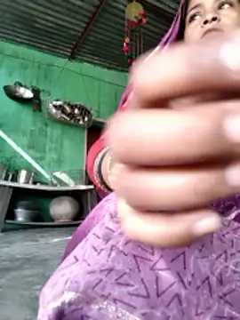 Snapshot of rajni_tivari chatting on 06-07-26, 02:59 rajni tivari online show from 06-07-26, 02:59