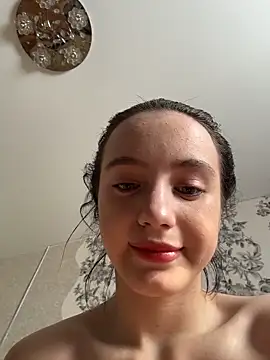 Snapshot of MiaTee chatting on 03-02-26, 05:08 MiaTee online show from 03-02-26, 05:08